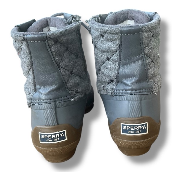 🧵 Sperry Quilted Gray Duck Boots Women’s 8 – Waterproof & Cozy ☔❄️‎ - Picture 5 of 7
